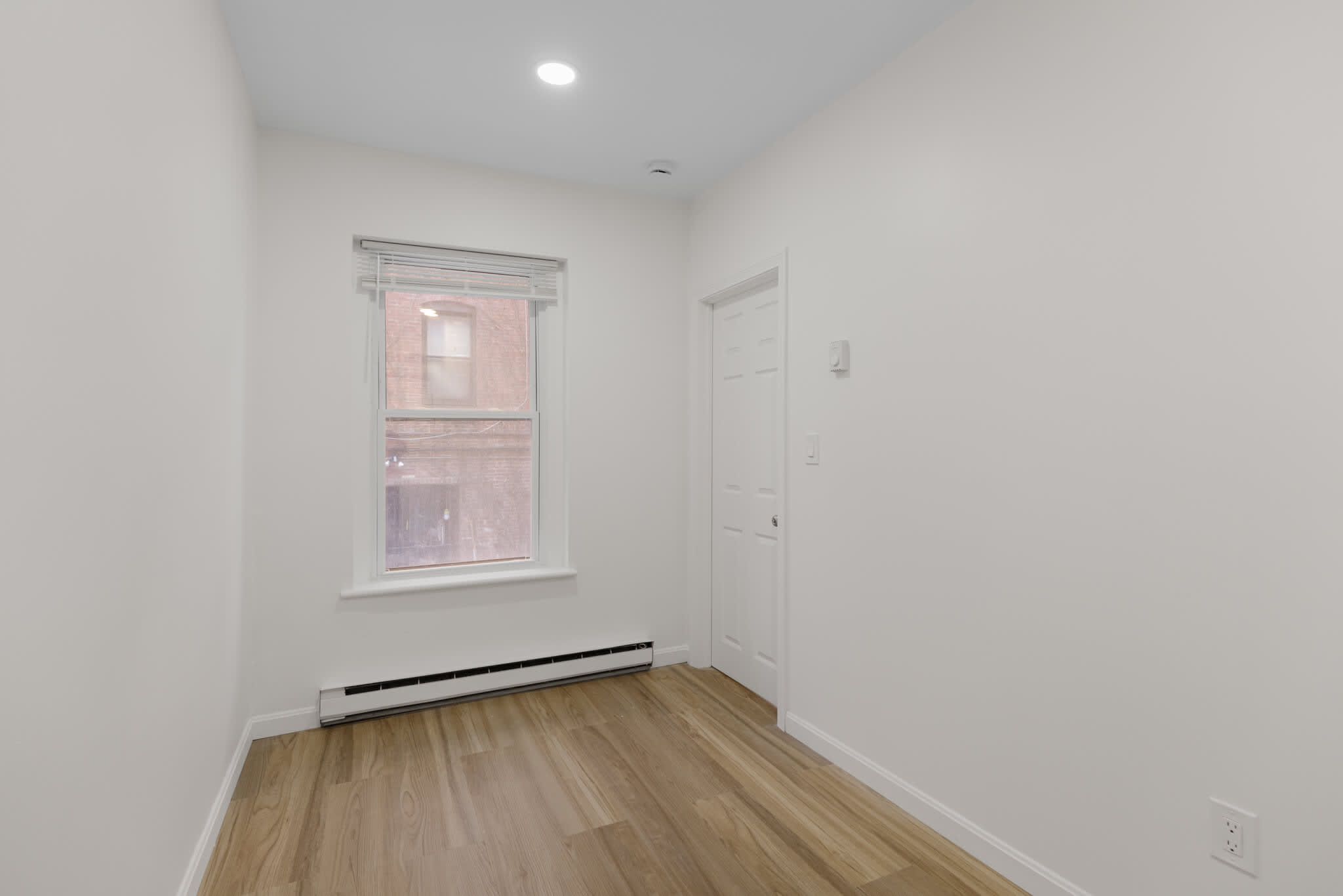 98 St Botolph St – photo 4