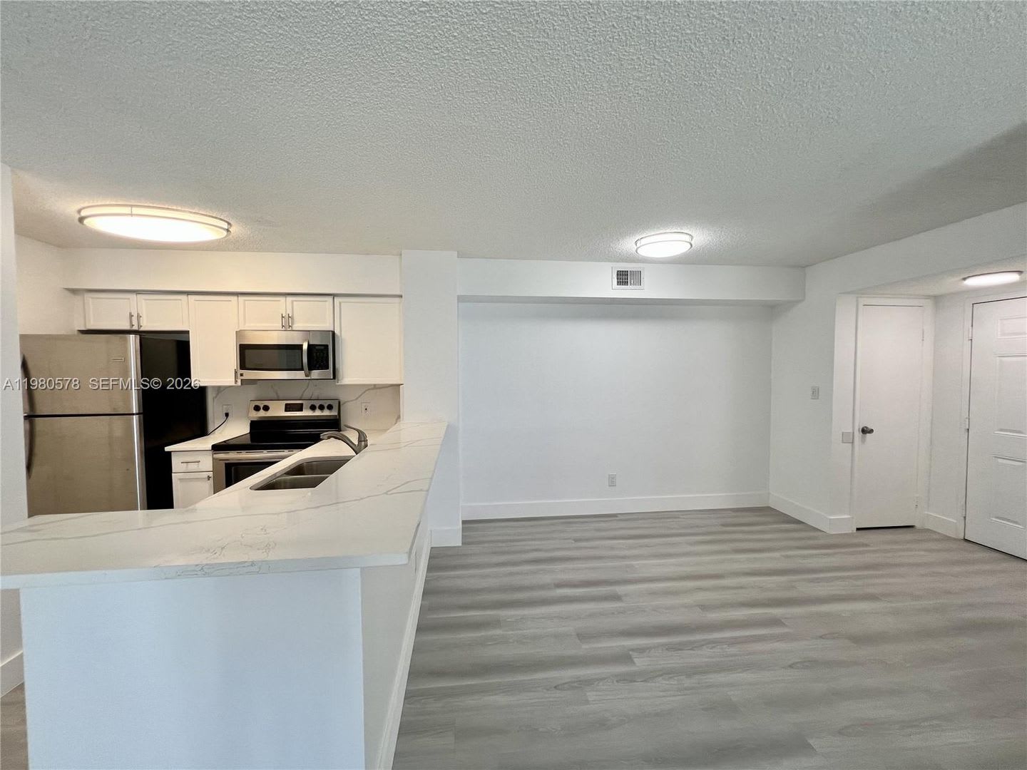 640 S Park Road 12-4, Hollywood, FL 33021 – photo 4