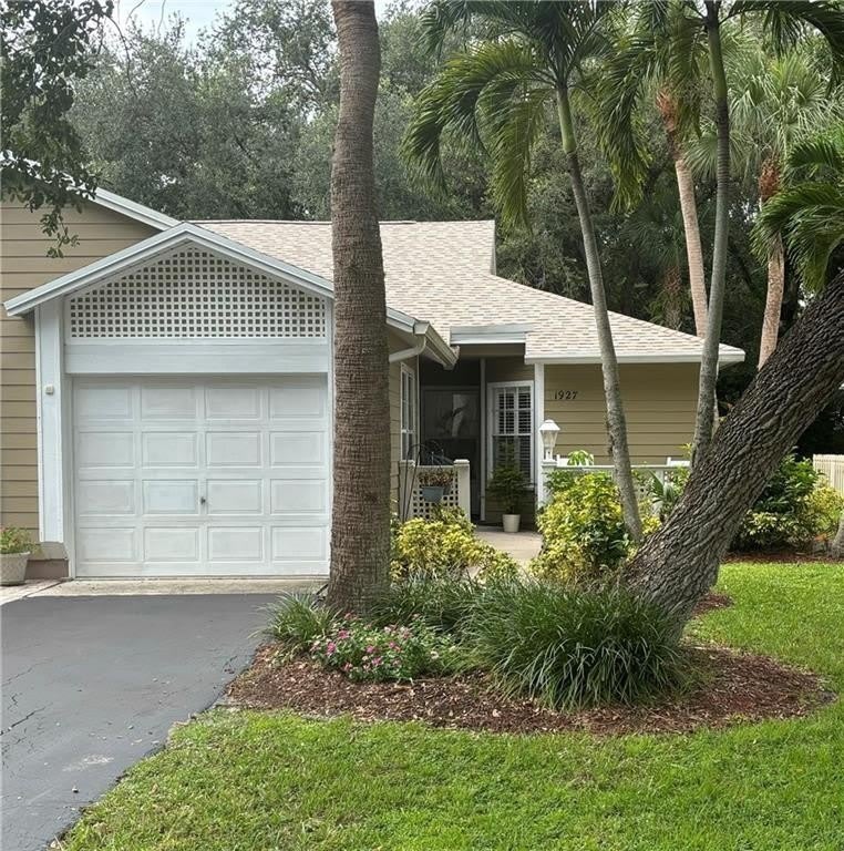 1927 Sixty Oaks Lane – photo 1
