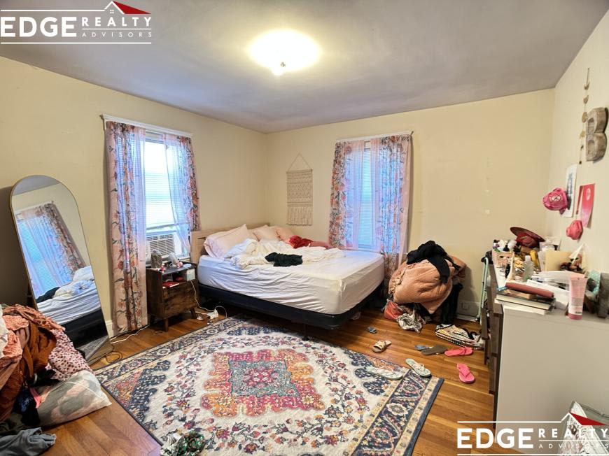 292 Foster St – photo 4