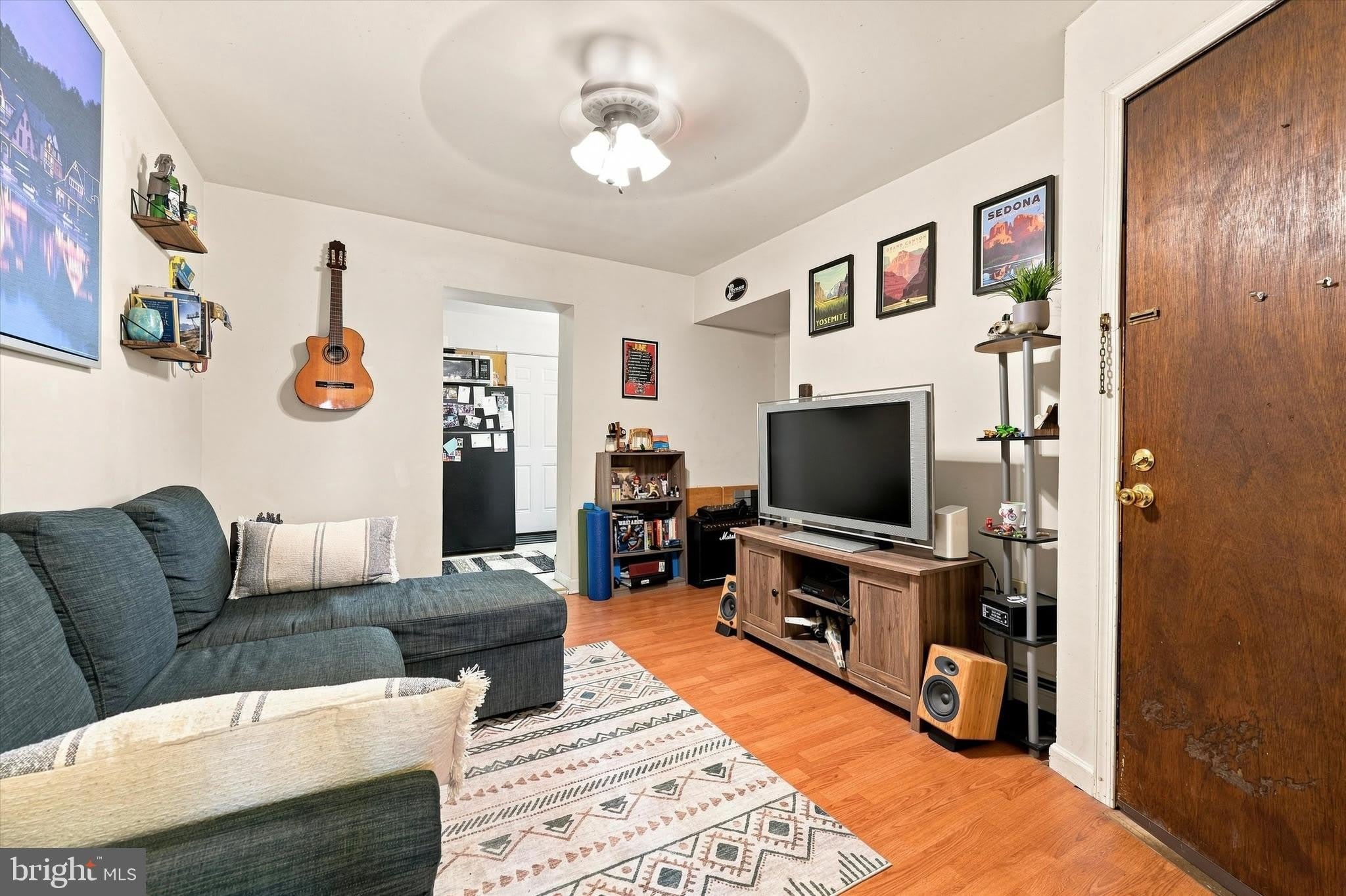 620 Catharine Street – photo 3