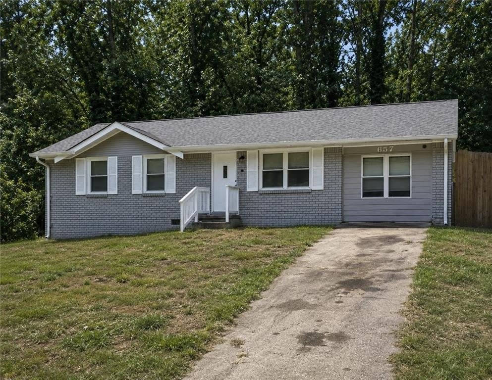 657 Robert E Lee Parkway – photo 1