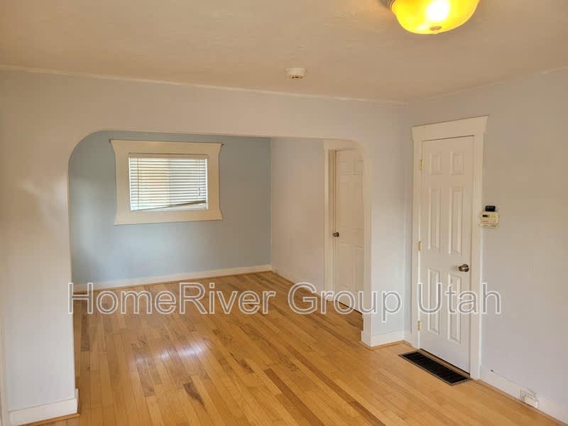 417 E Cleveland Ave – photo 4