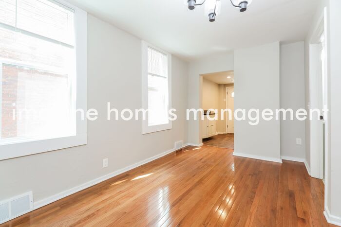 211 57th Street – photo 4