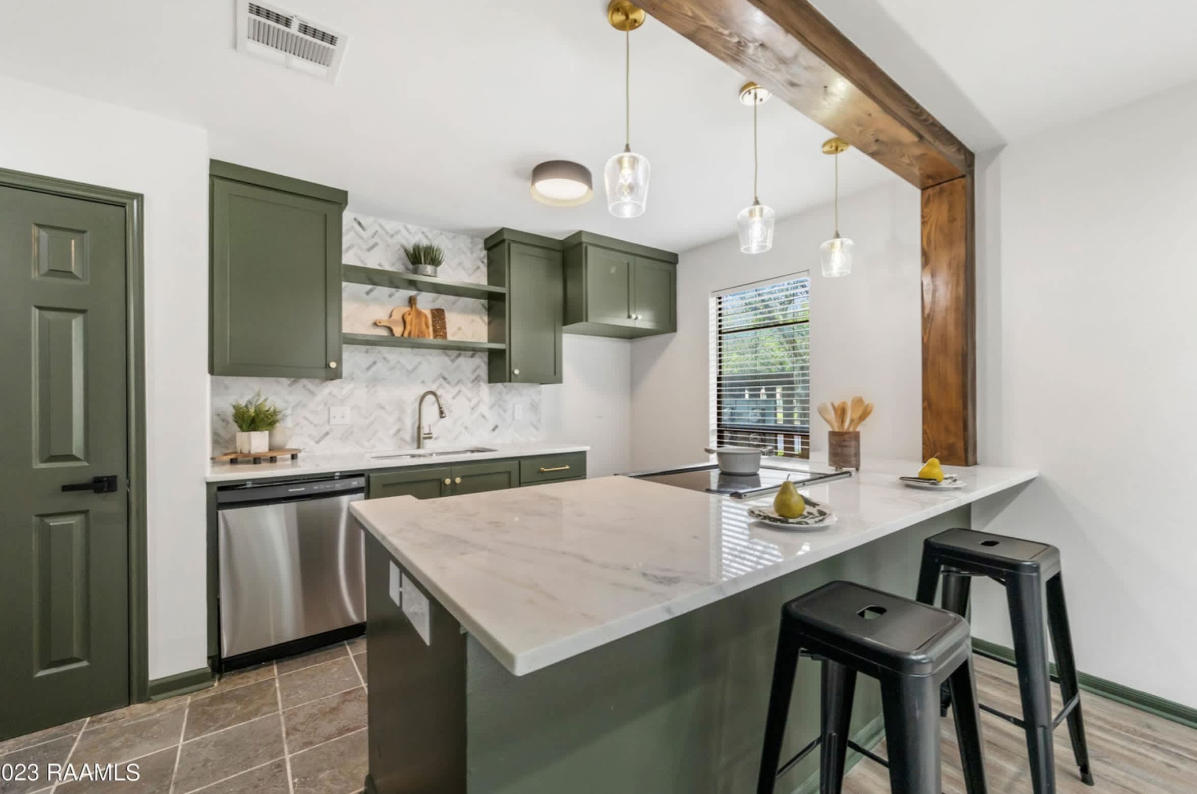 183 Steiner Road – photo 4