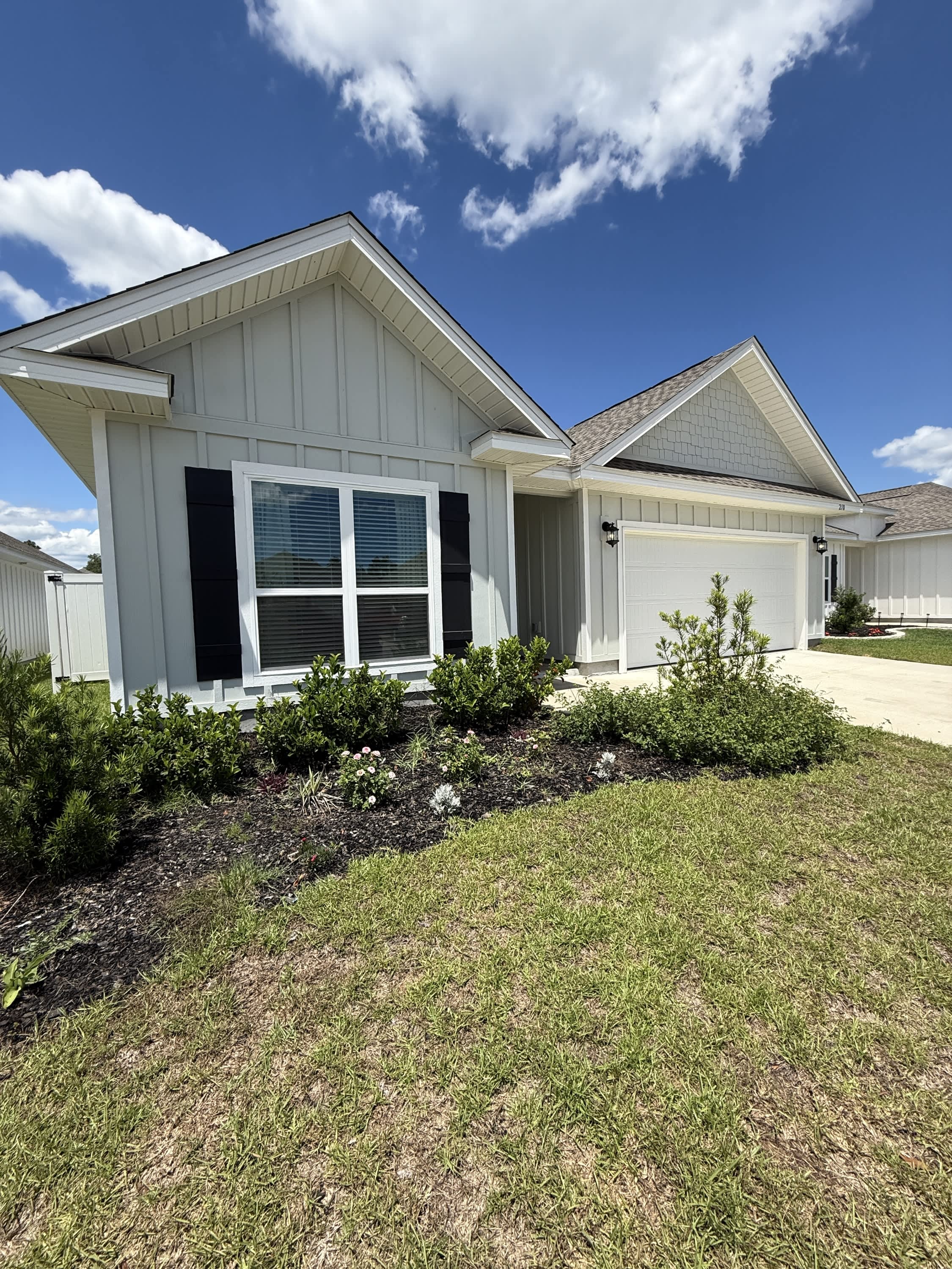 210 Lyla Lane – photo 2