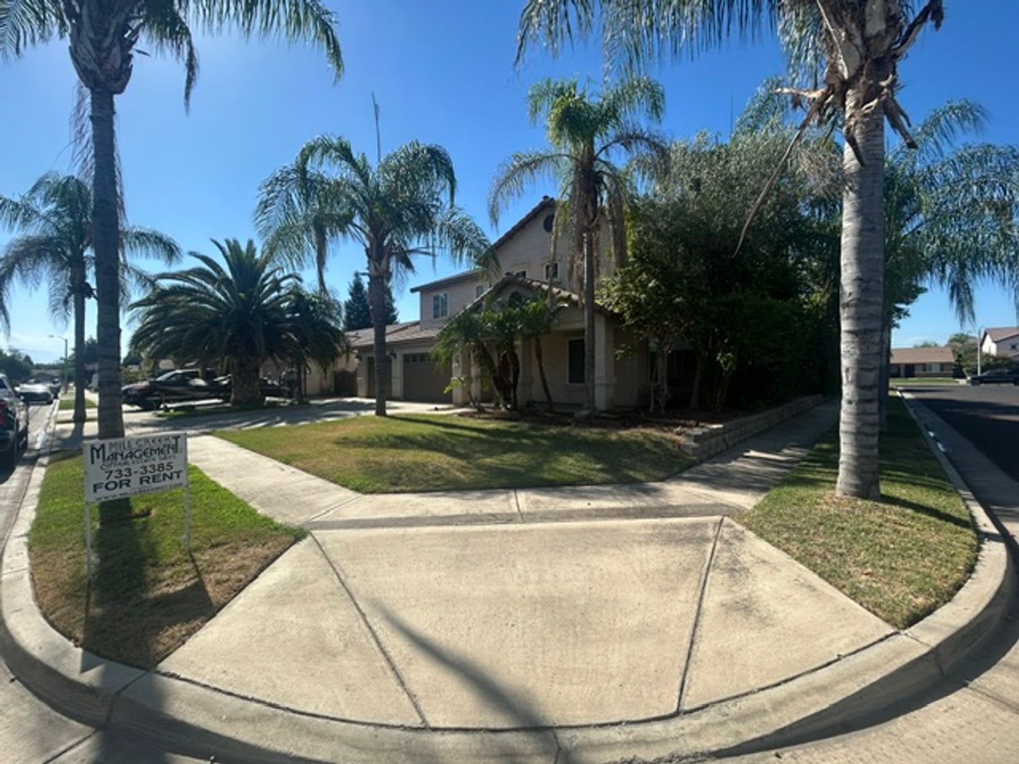 2305 E Dorothea Ave – photo 1
