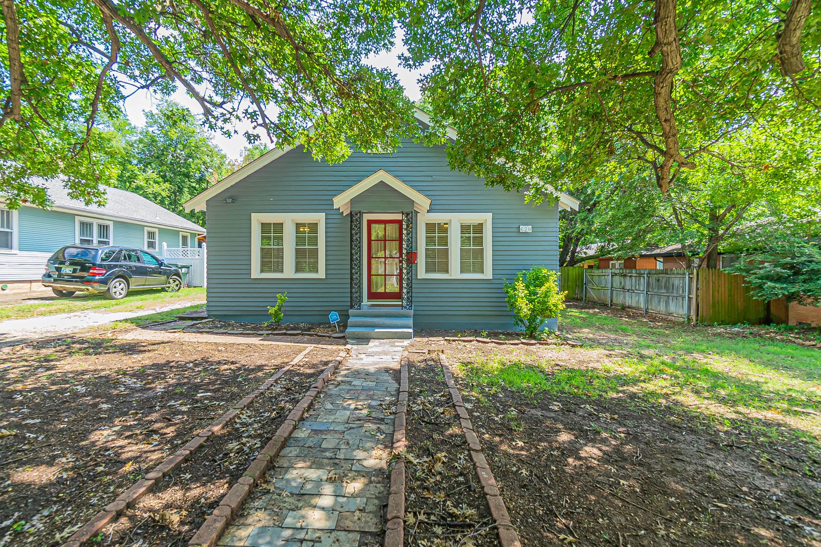Move In Special: August Rent Free! – photo 1