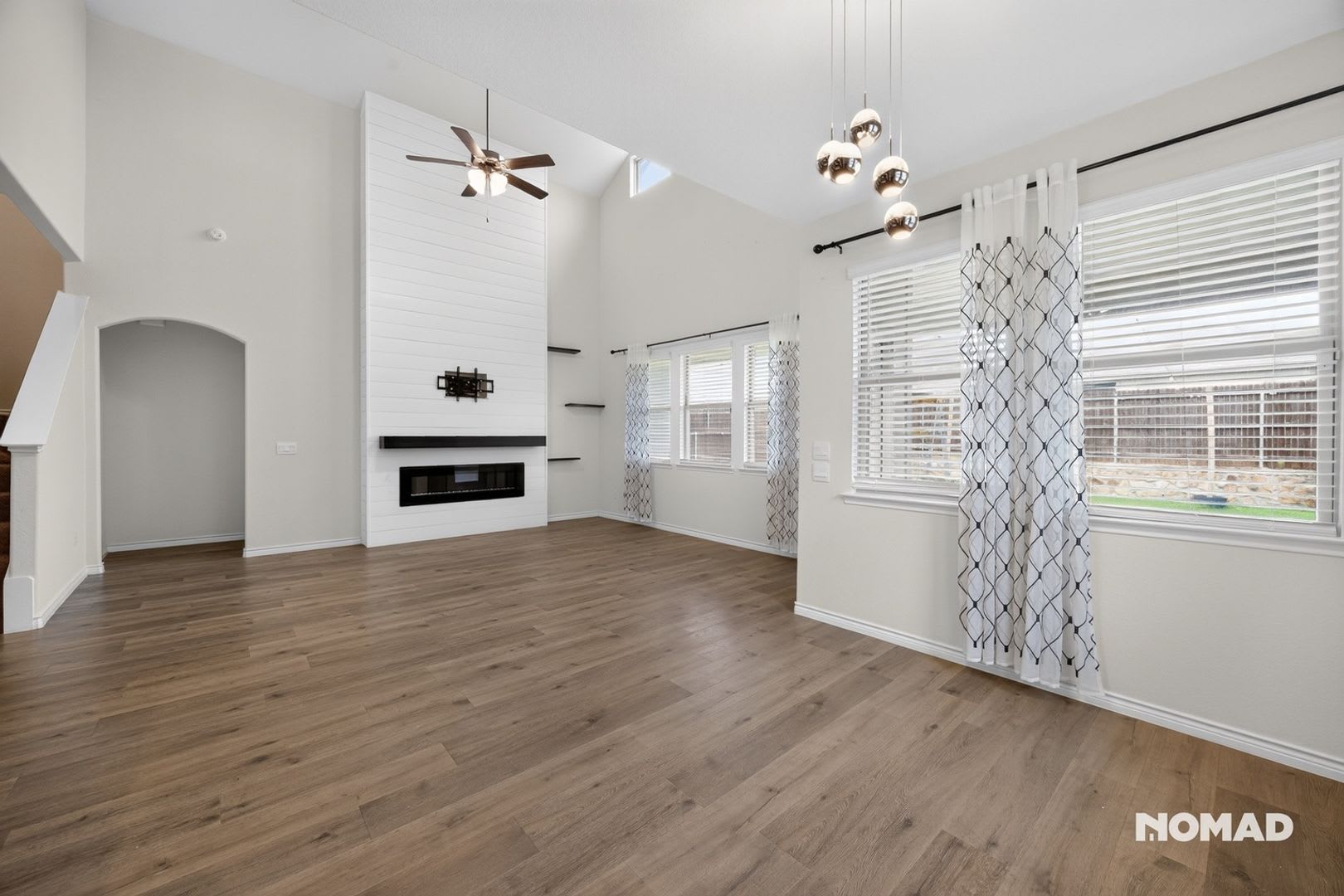 Beautiful 2023-Built Home in Highly Rated Melissa ISD – EV Charger Included! – photo 2