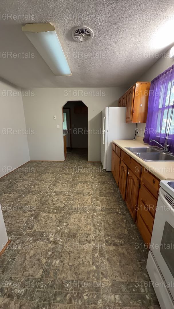 1617 W 3rd – photo 2