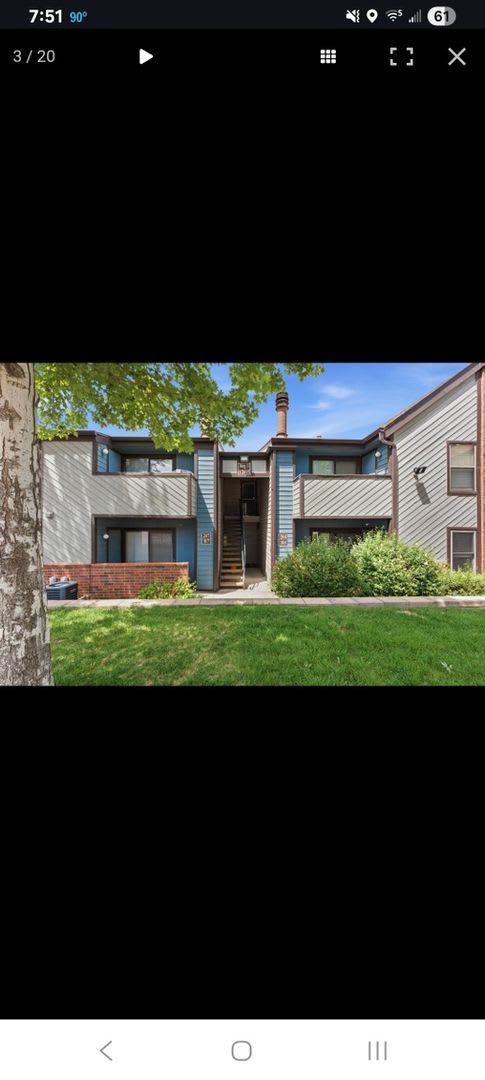 Charming 2BR Condo in Aurora – photo 1