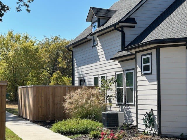 409 W Maple Avenue – photo 1