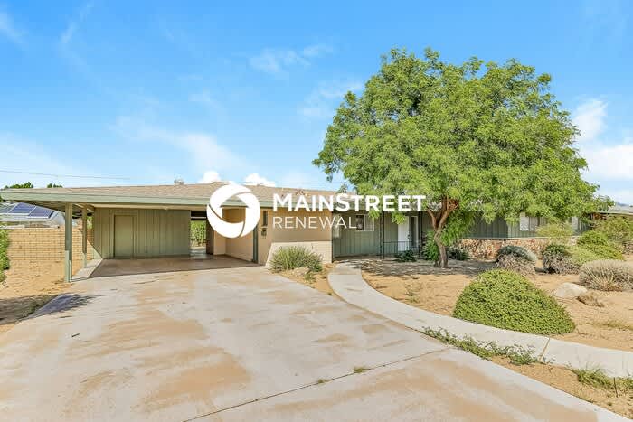 838 East 10th Street – photo 1
