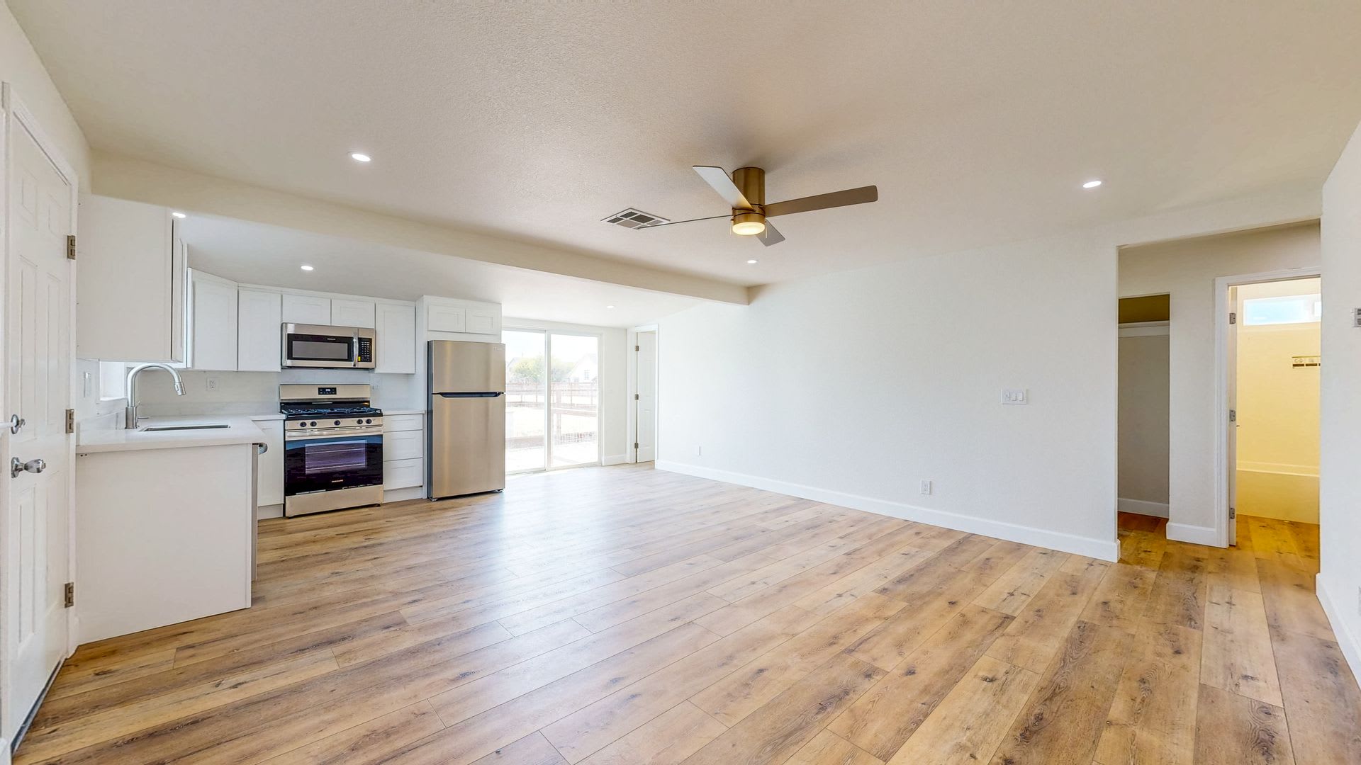 Fully remodeled 2 bedroom 1 bath with TWO BONUS ROOMS & Plenty of Outdoor Space! – photo 1