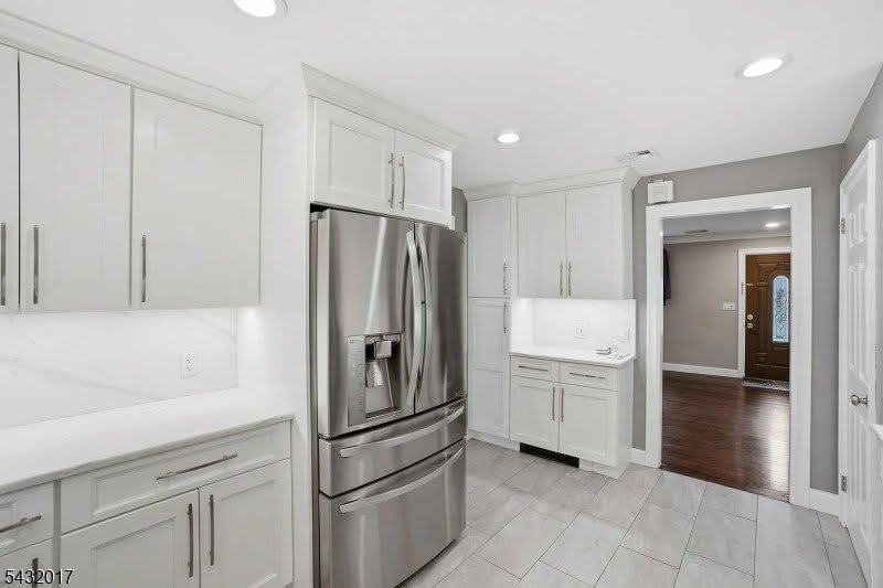 43 Oakland Ave – photo 5