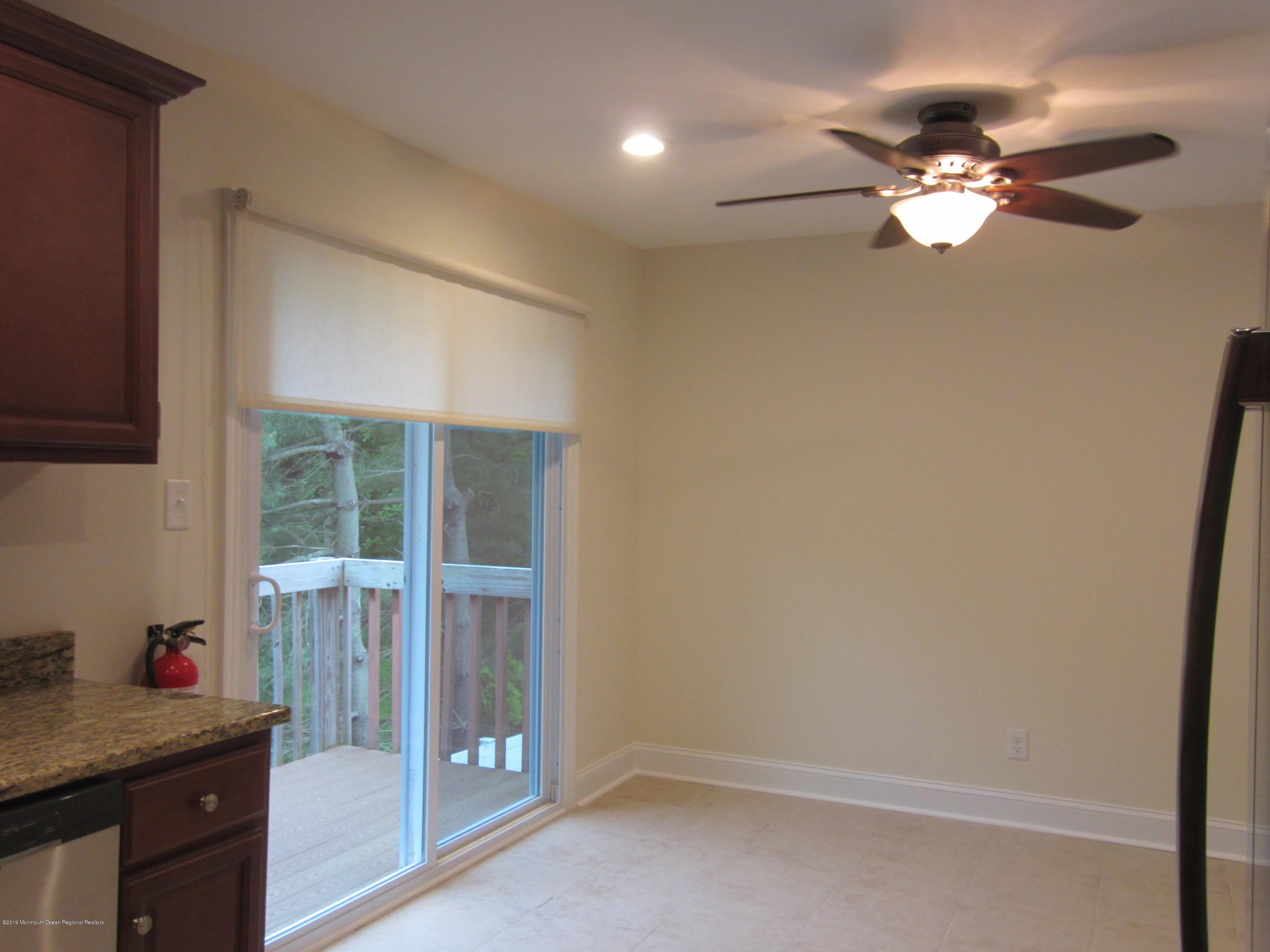 22 Lasatta Avenue – photo 5