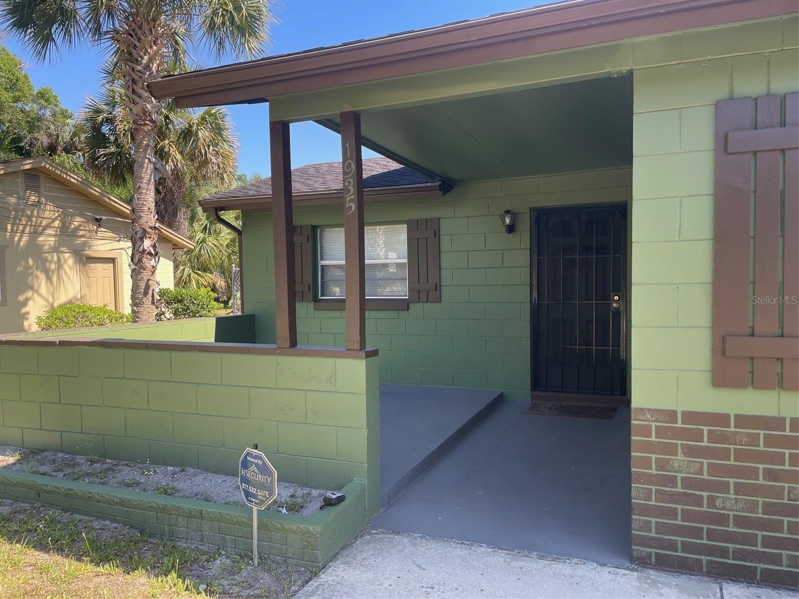 1935 W 14TH Street – photo 3