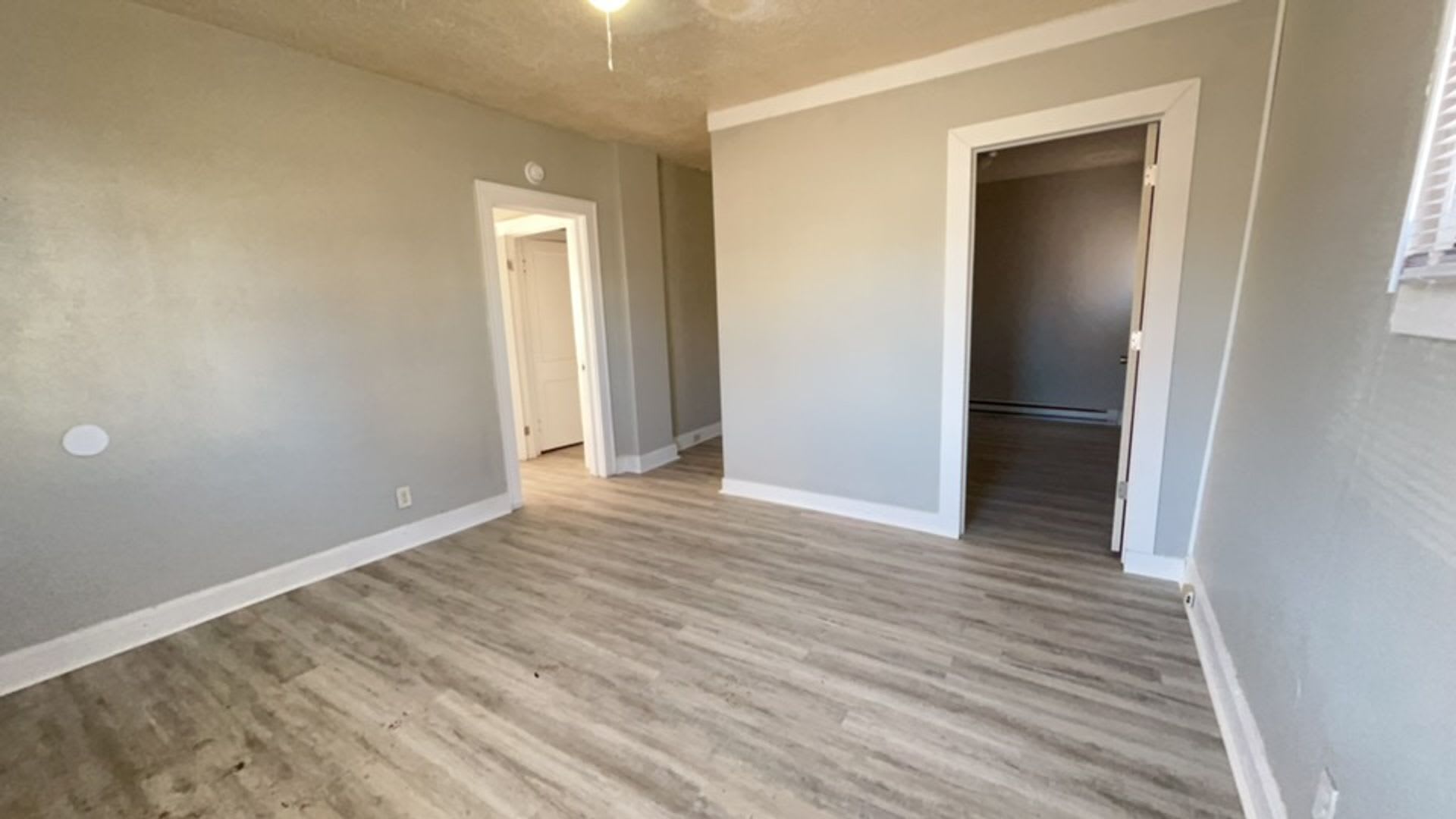 For Rent! 1521 S Mulberry: Cozy 2 Bedroom Home for Rent! Pet Friendly! – photo 1