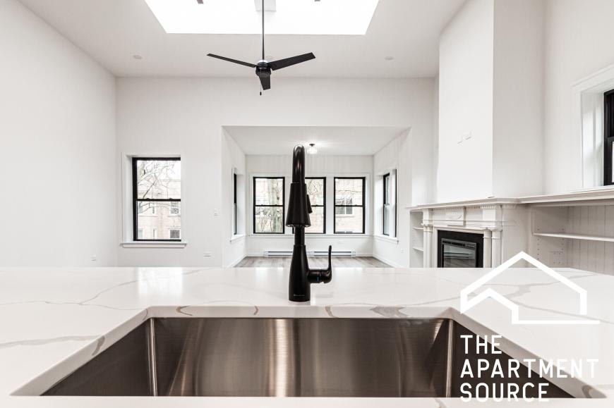 1428 West Jonquil Ter. – photo 4