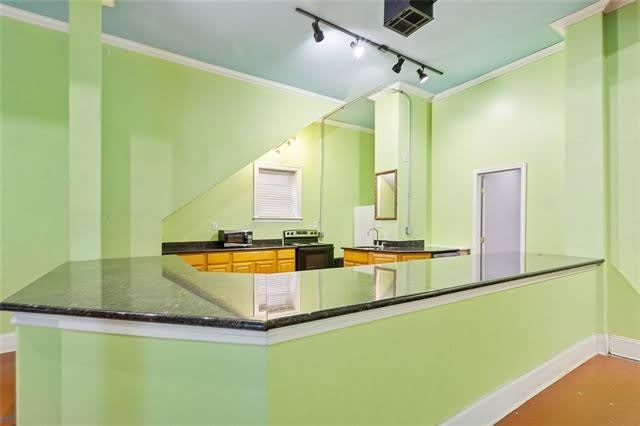 2103 S CARROLLTON Avenue – photo 5