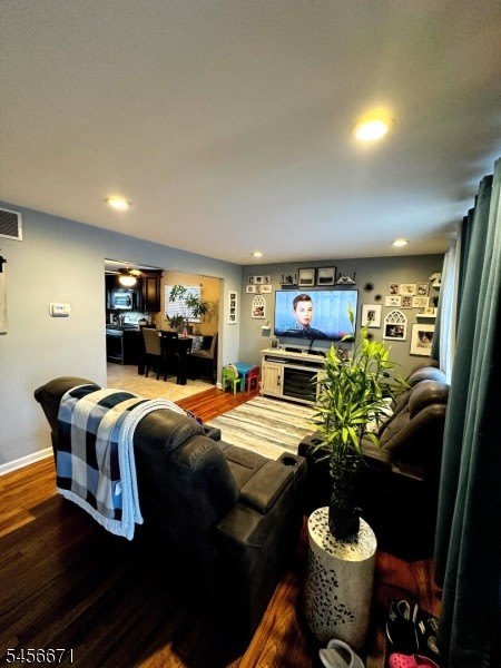 5 Nicholas Dr – photo 4