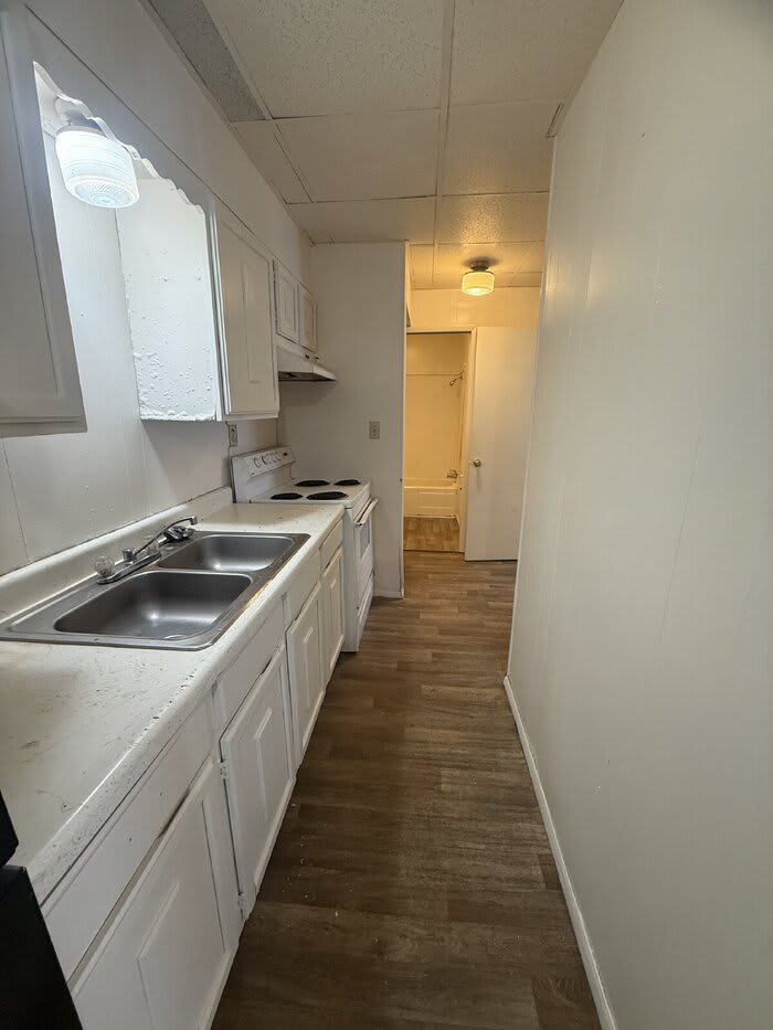 813 North University Street – photo 4