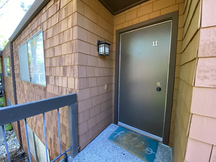 802 Woodside Lane East – photo 2