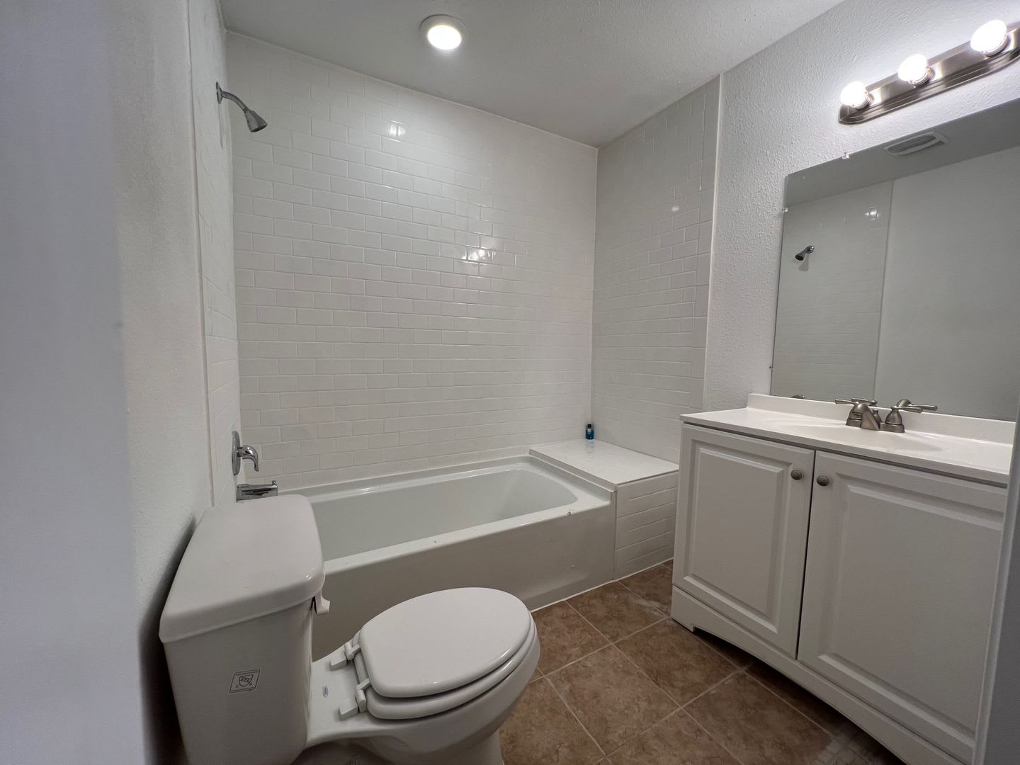 Newly remodeled 3bed/2bath in Eagle Lake, TX – photo 5