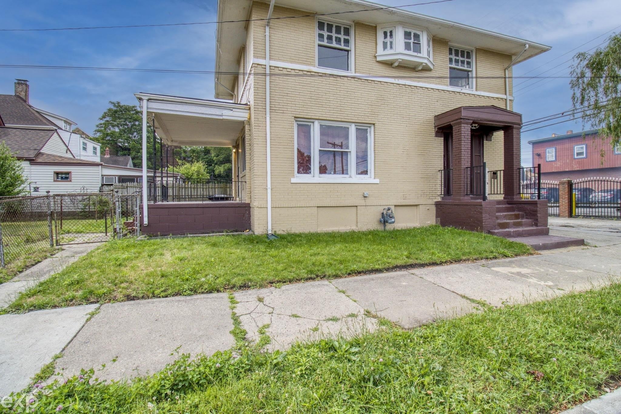 5421 Toledo Street – photo 2