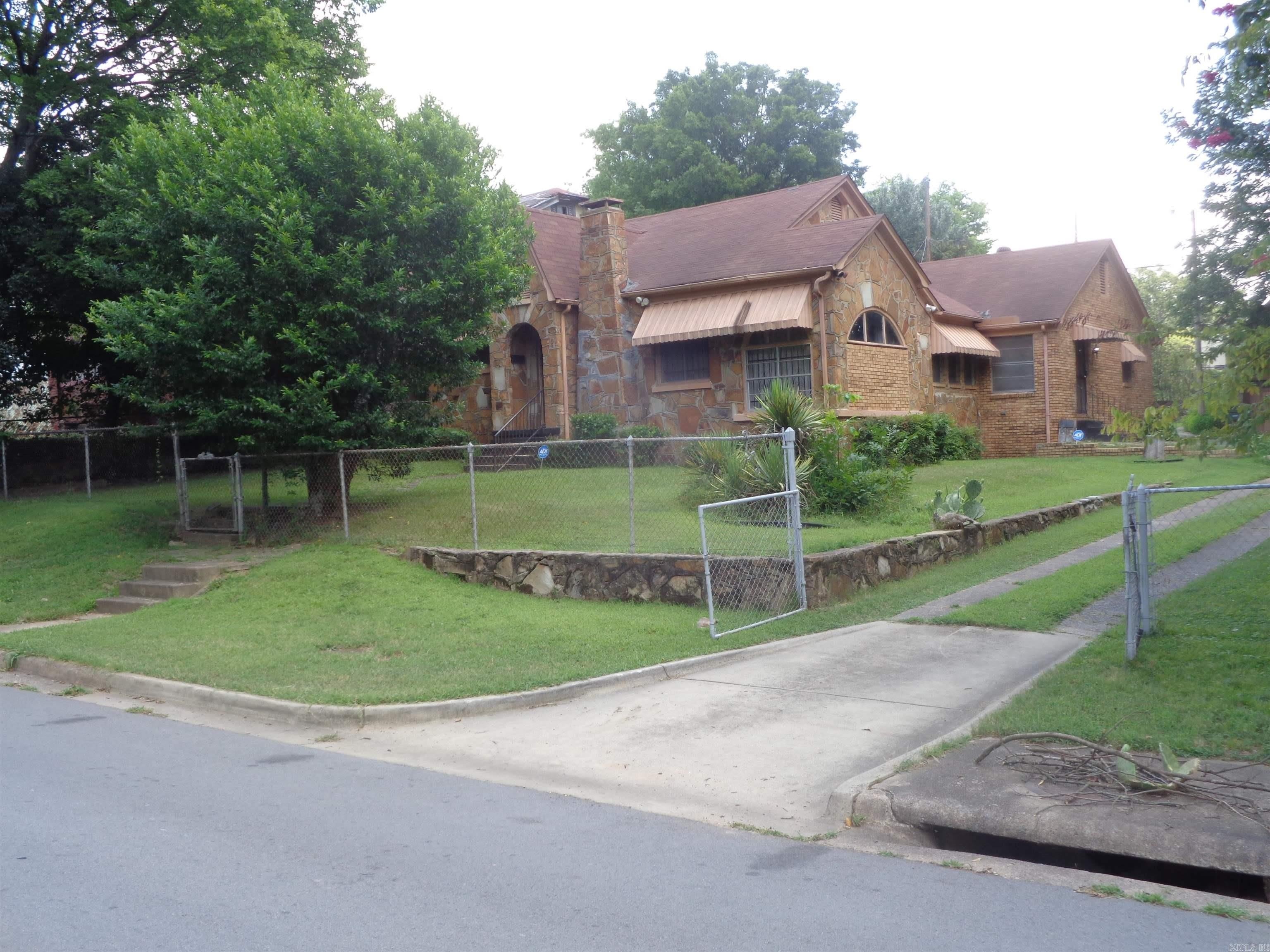 3015 Battery Street – photo 2