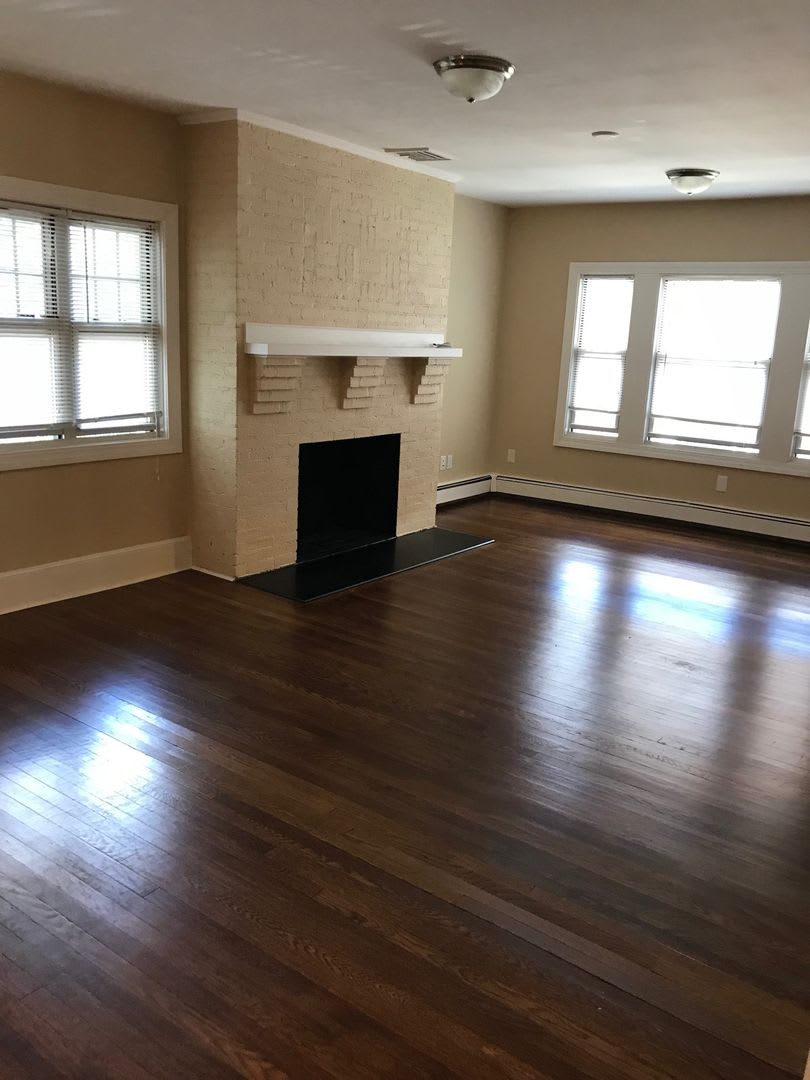 Charming 4 Bedroom – photo 3