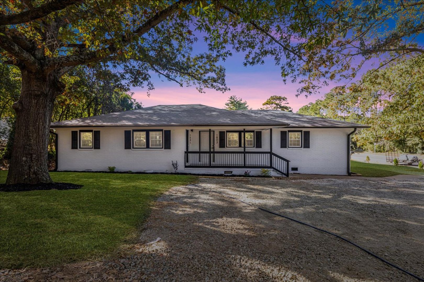 Remodeled 2bd/ 1ba Duplex near Duke University – photo 2