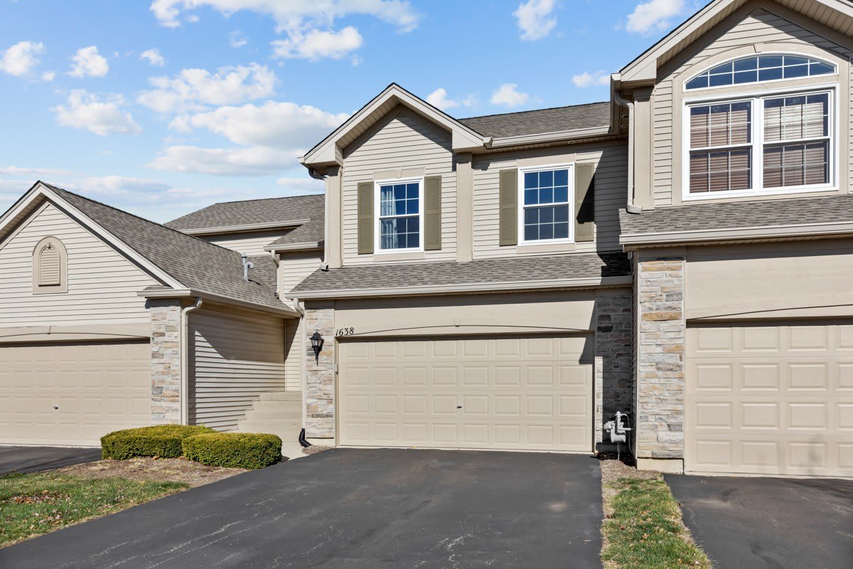 1638 Fredericksburg Lane – photo 2