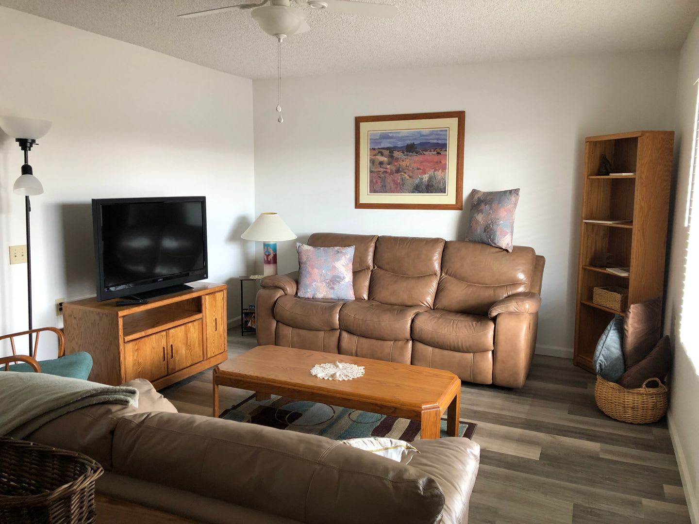 Check Out This Cozy Long Term Unfurnished Freshly Painted Gem In Leisure World A 45 Active Adult Resort Community Home Is Available Starting September 1 2026 – photo 1