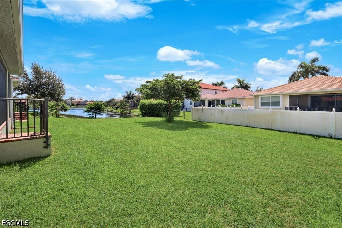 8649 Banyan Bay Boulevard – photo 3