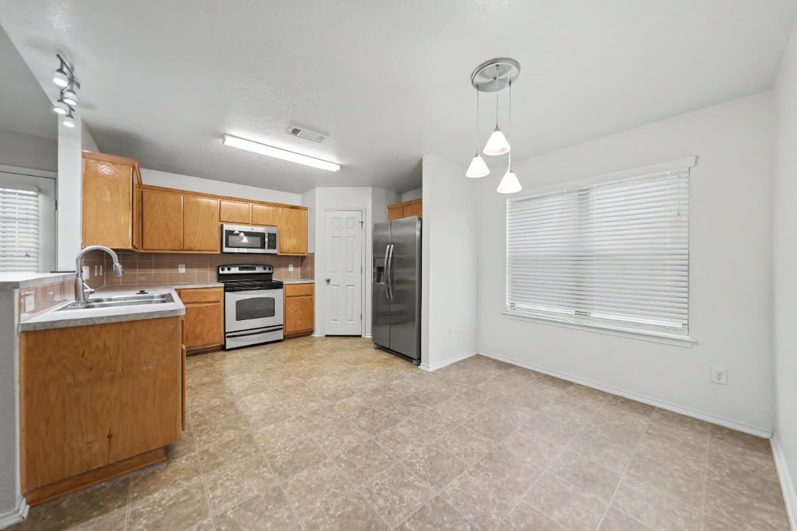 1123 Marlee Cir – photo 4