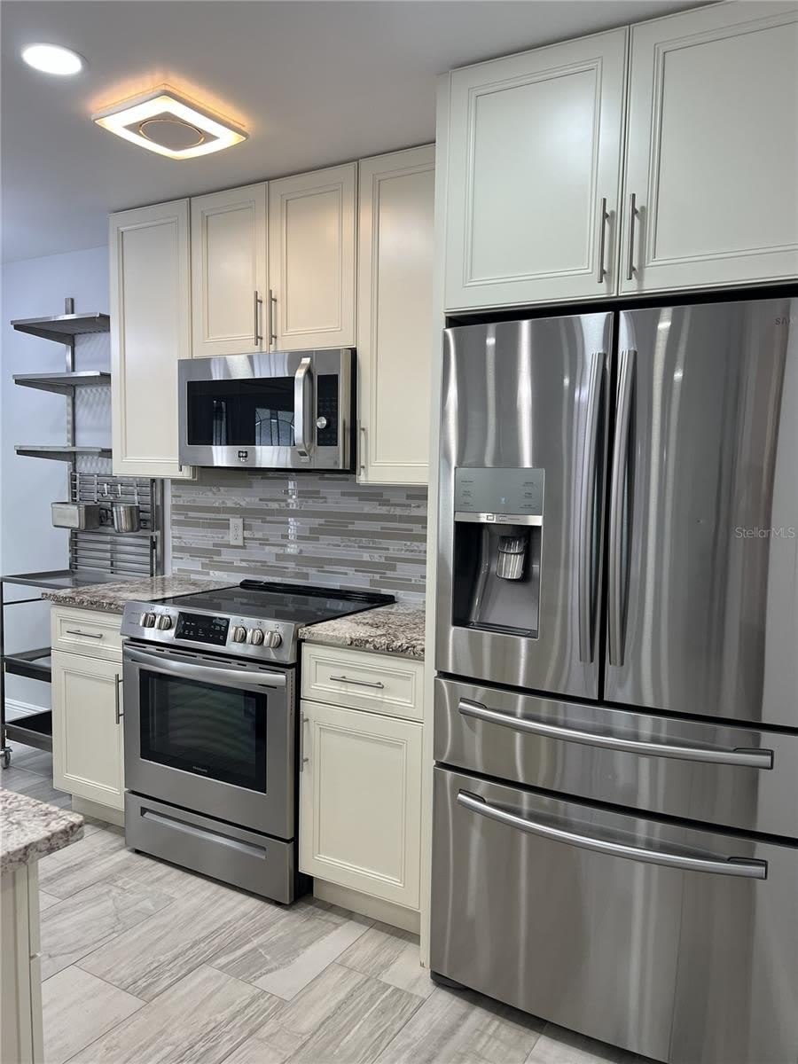 1742 8TH Street – photo 4