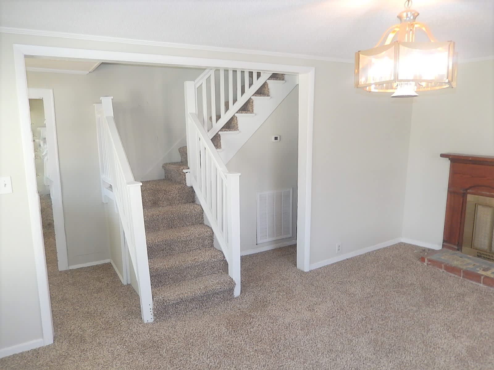 1015 Oberlin Road – photo 3