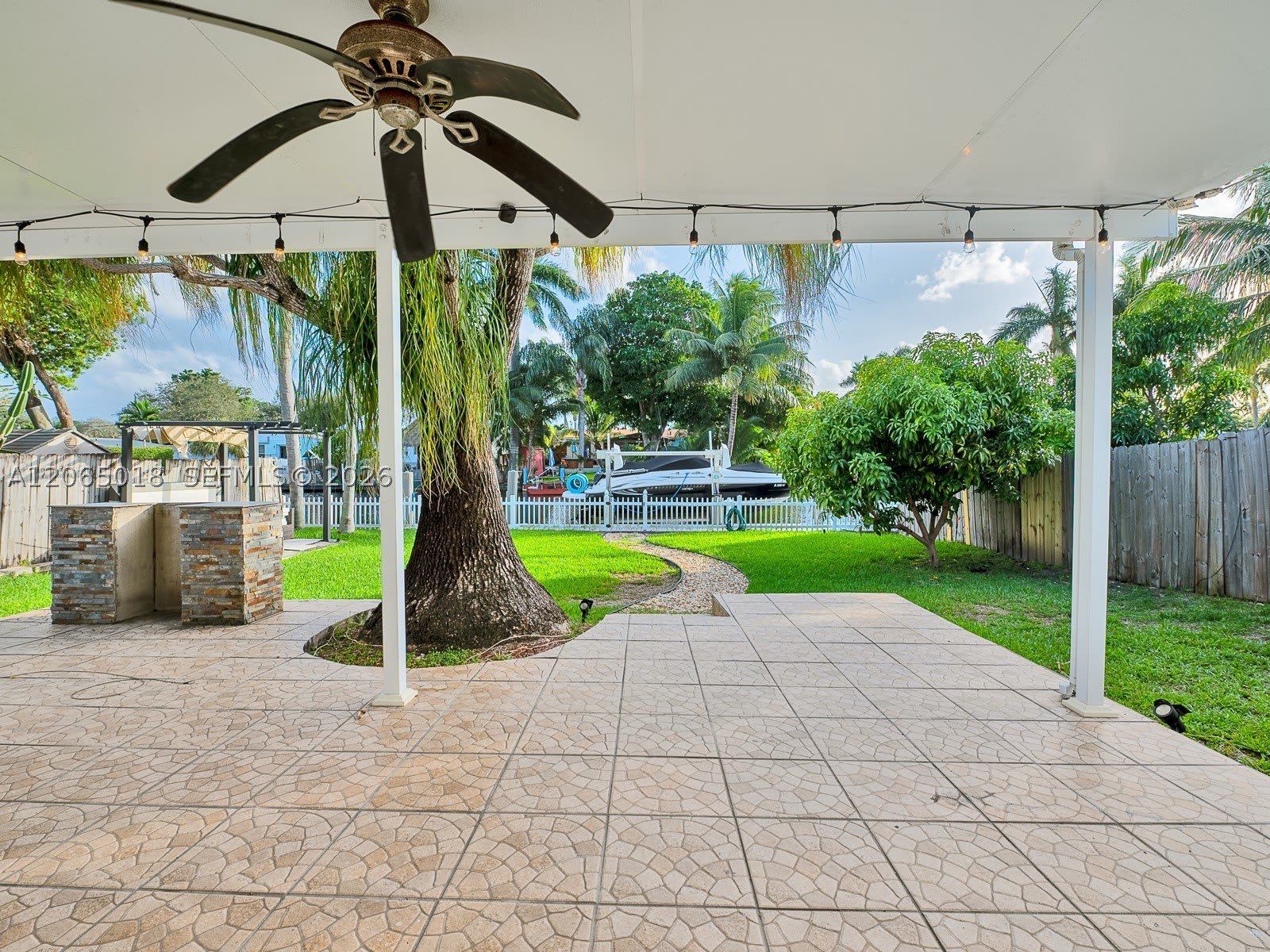 2618 Sherman St – photo 2