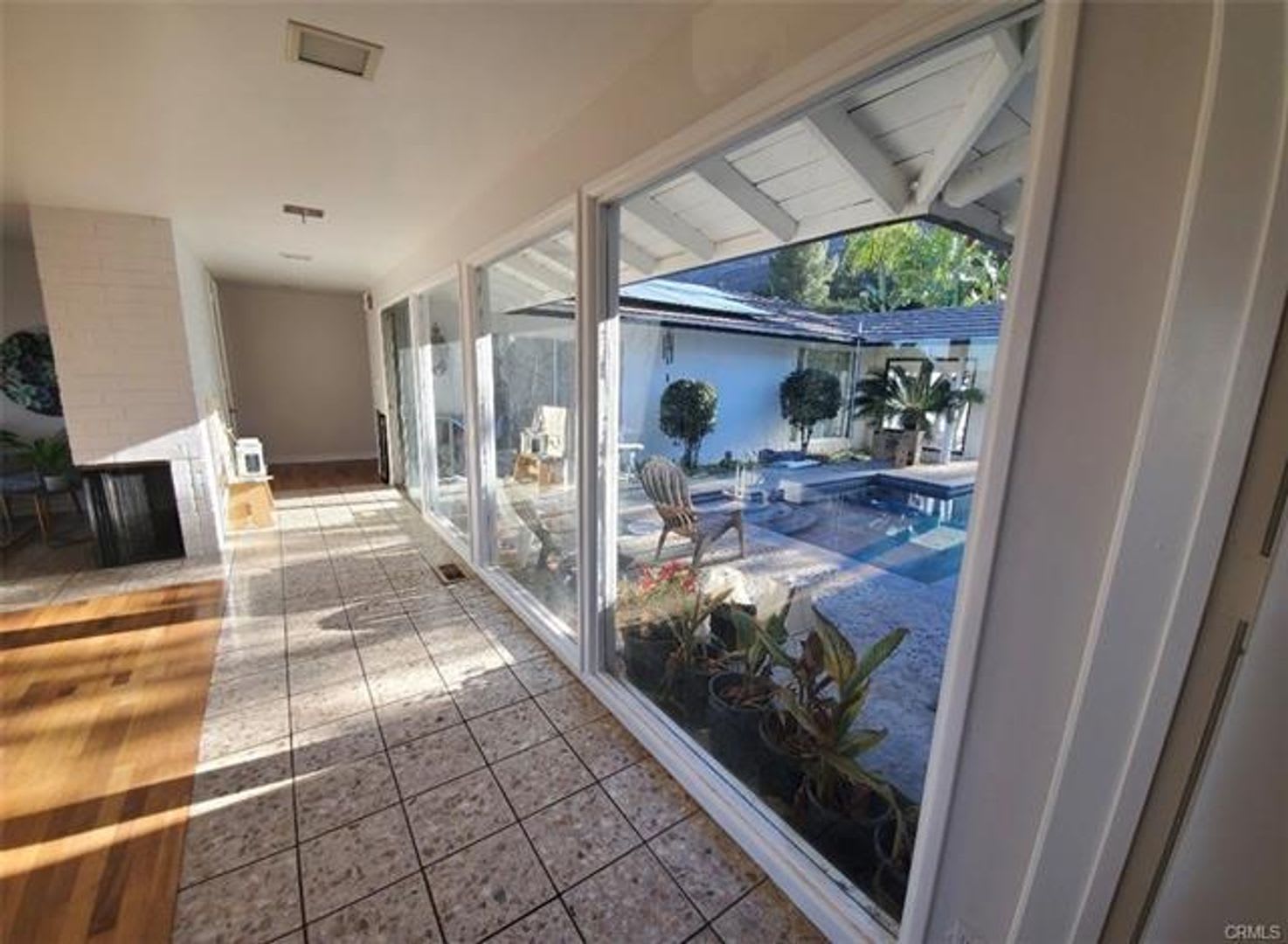 Rare multi-generational home – photo 2
