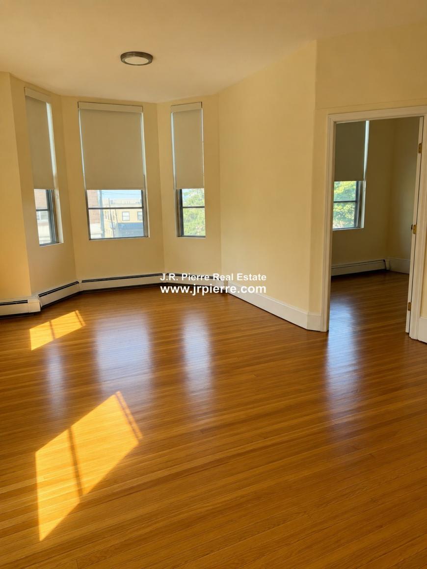 394 Broadway – photo 4