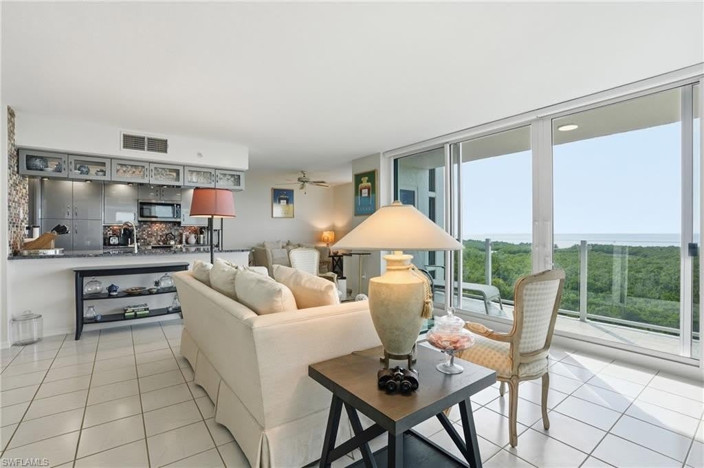 6101 Pelican Bay Blvd – photo 2