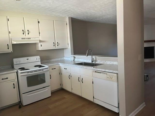 1290 Knoll Court NW – photo 2