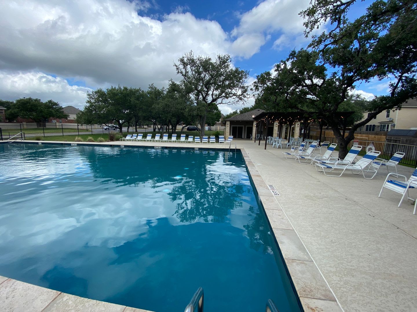 Beautiful home located on the outskirts of the city- 27039 Trinity Bend – photo 2