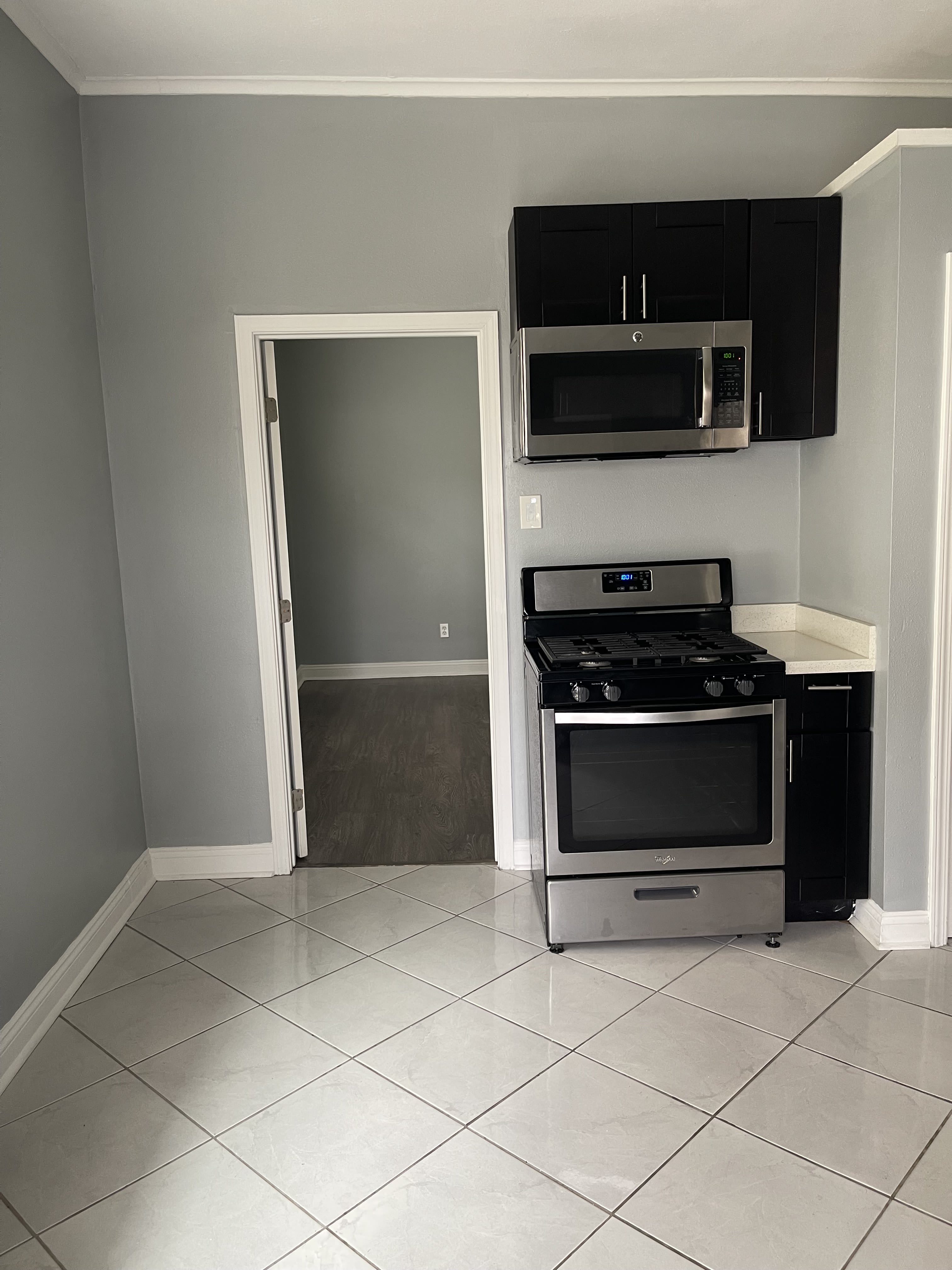 2013 Mandeville Street – photo 5