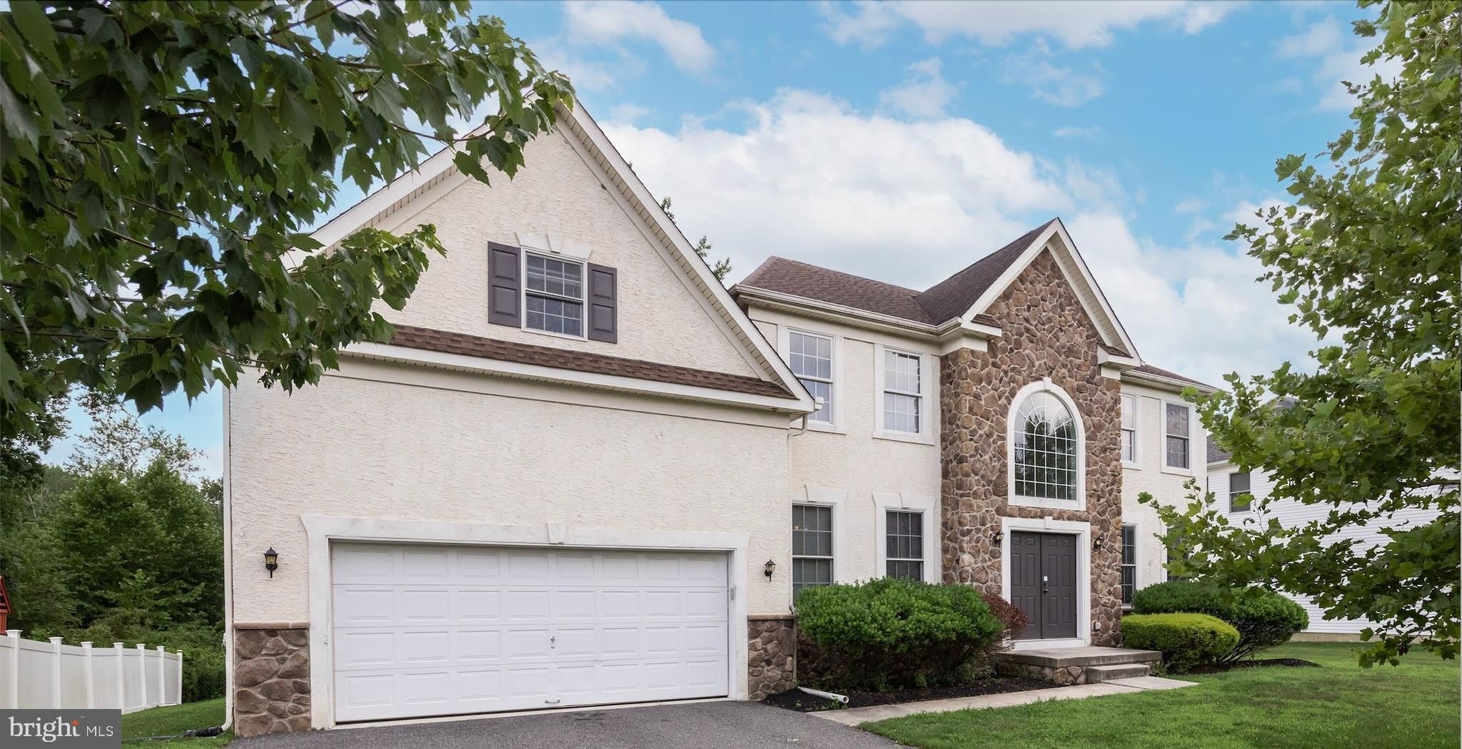 209 PEONY Lane – photo 2