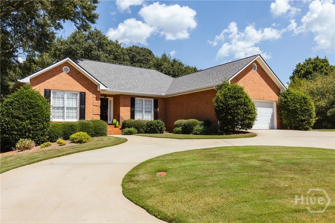 320 Saint Ives Way – photo 2