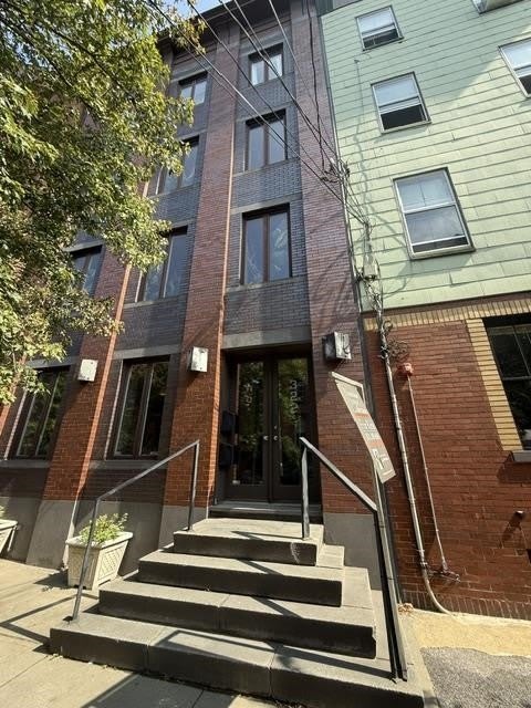 322 8TH ST – photo 4