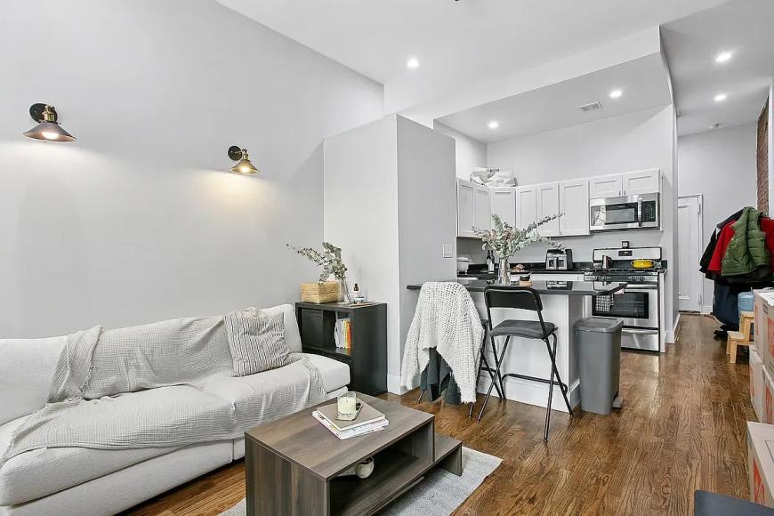 258 HALSEY Street – photo 5
