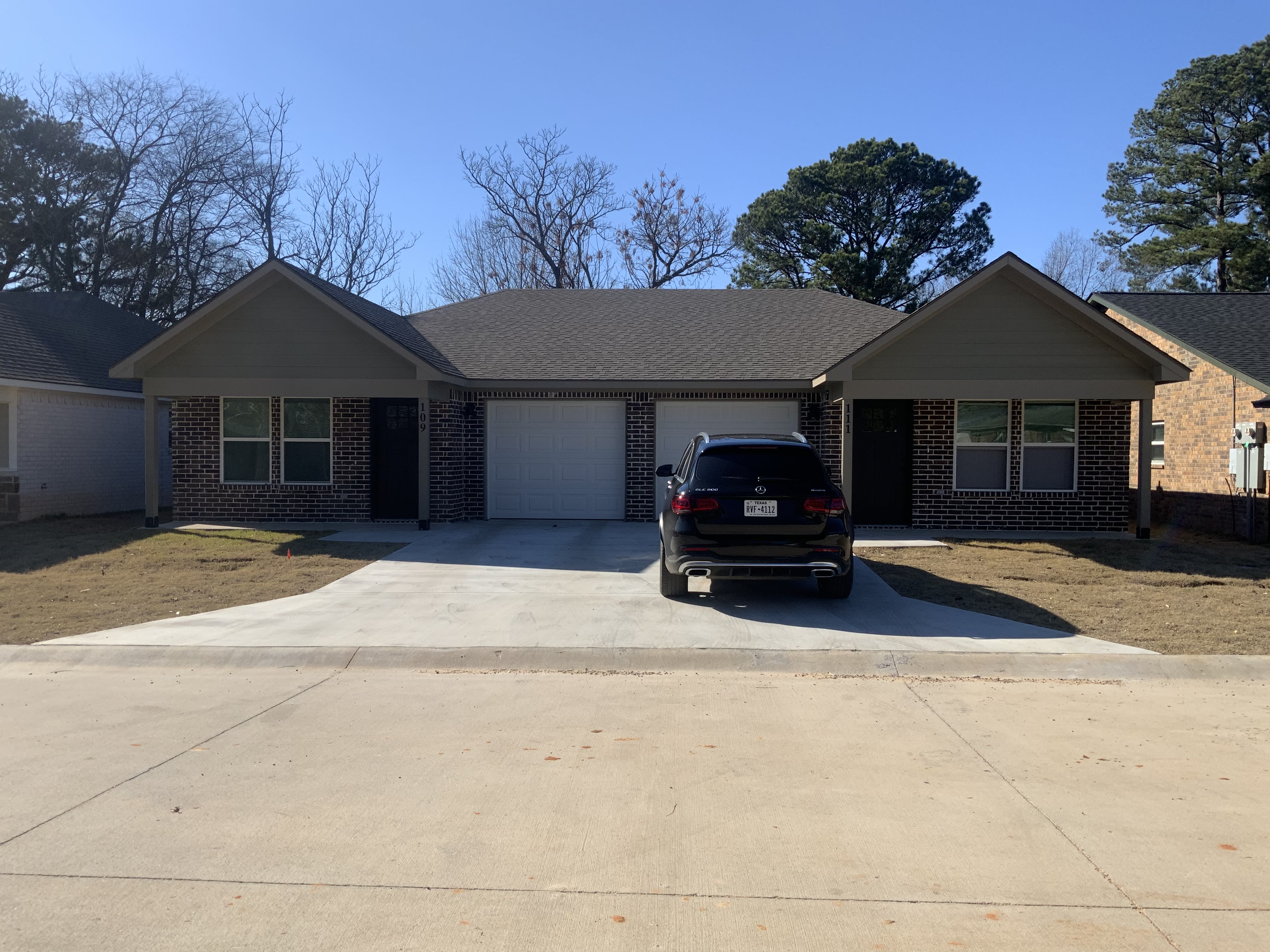 111 Isabella St – photo 1